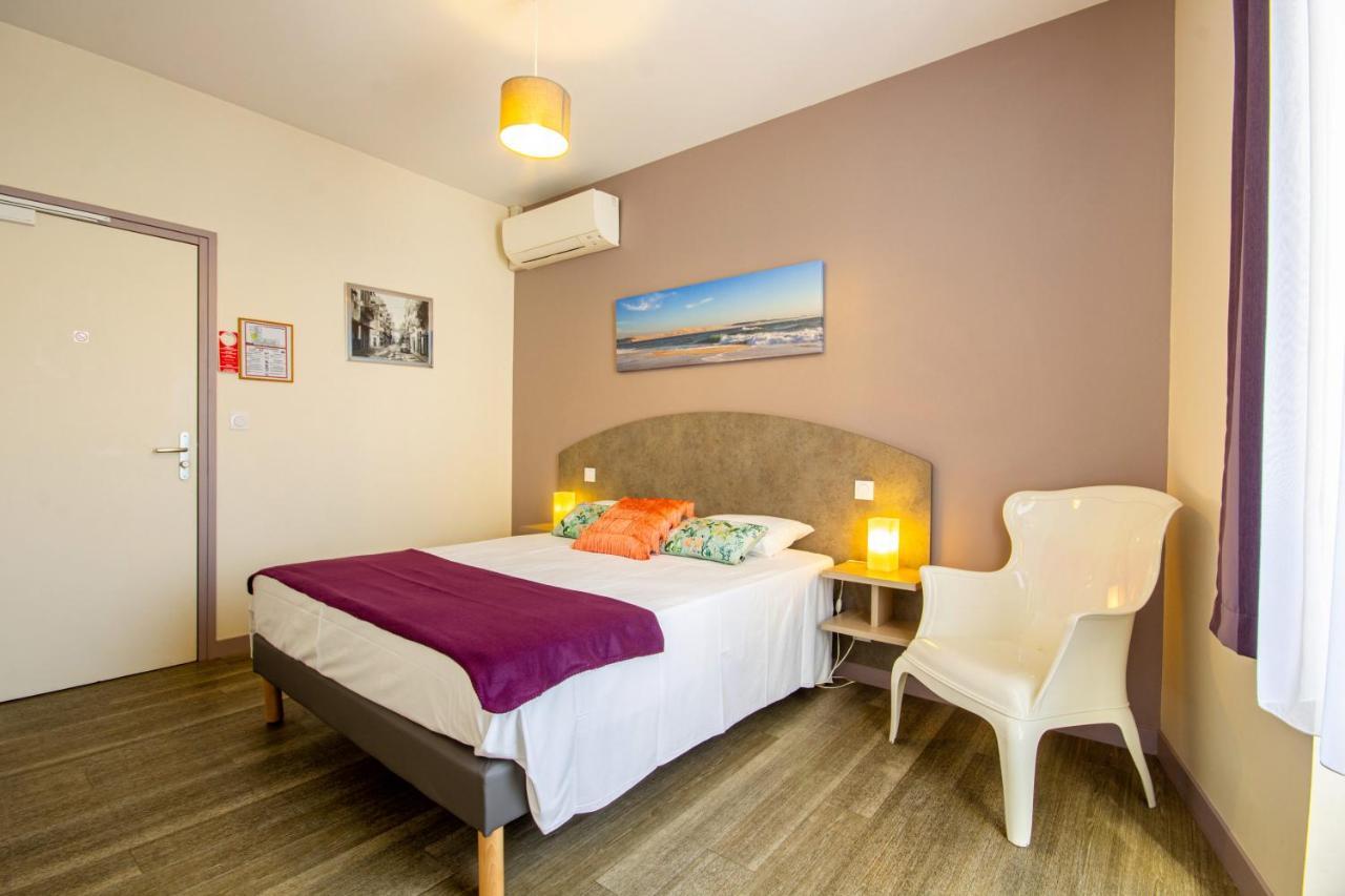 Cit'Hotel Le Commerce Saujon Zewnętrze zdjęcie